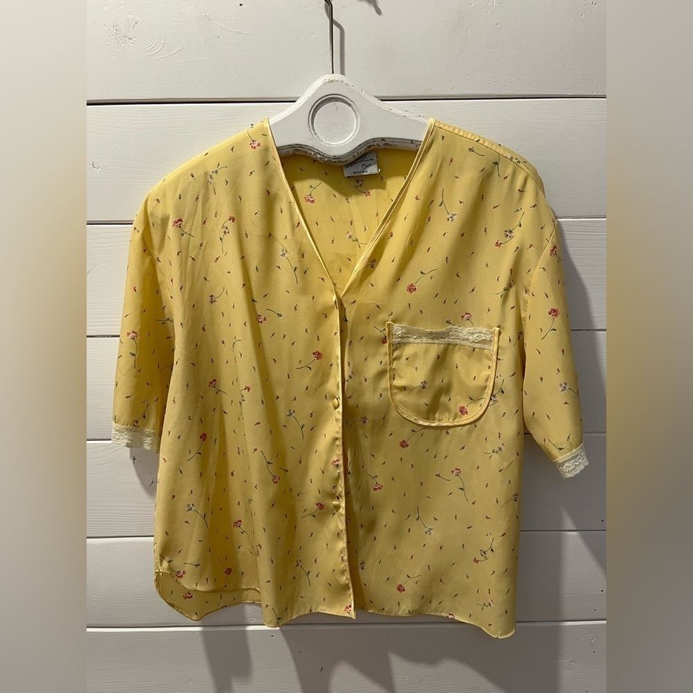 Vintage LINDA BIS – Yellow Floral Button-Front Top – Size S/P